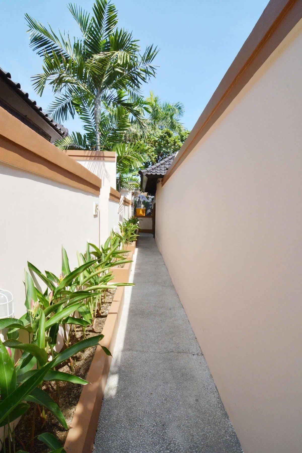 Kutaville Seminyak  Luaran gambar